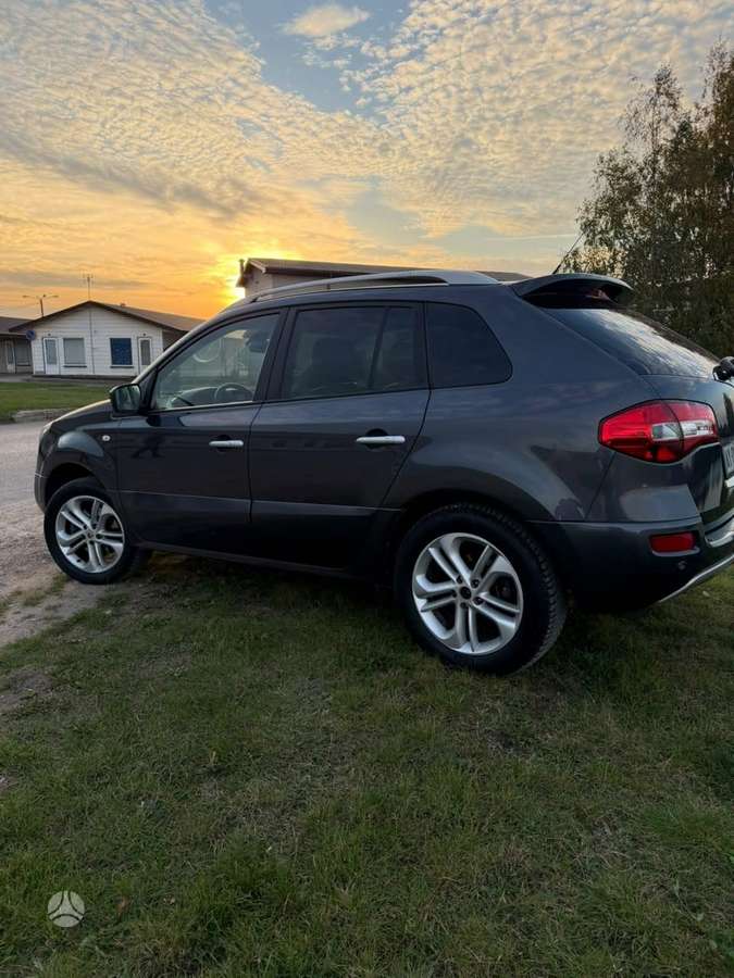 Renault Koleos 2010 — photo 5