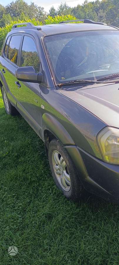Hyundai Tucson 2007 — engine 1991 cm³, 140 HP (103kW)