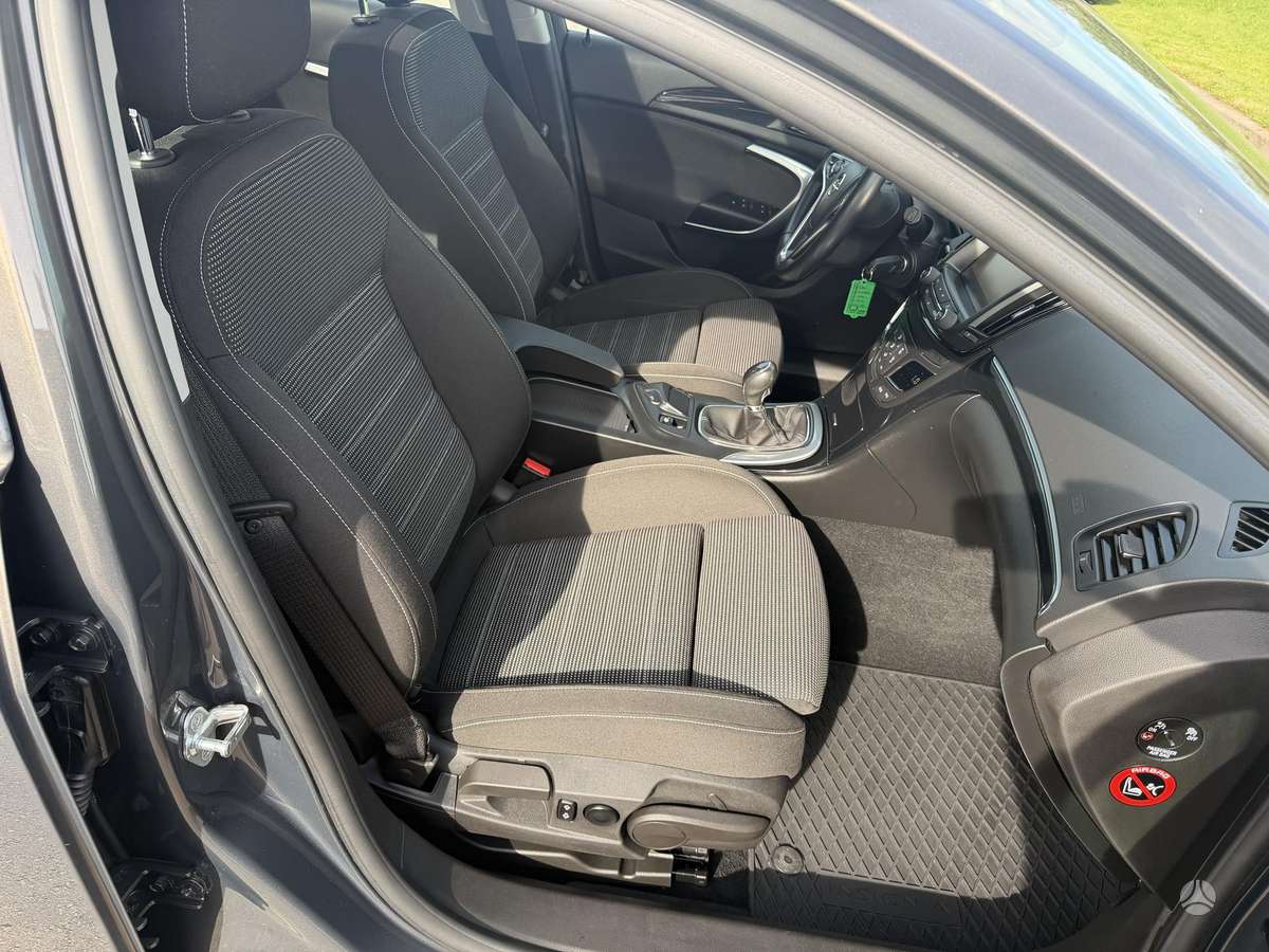 Opel Insignia 2014 — photo 20