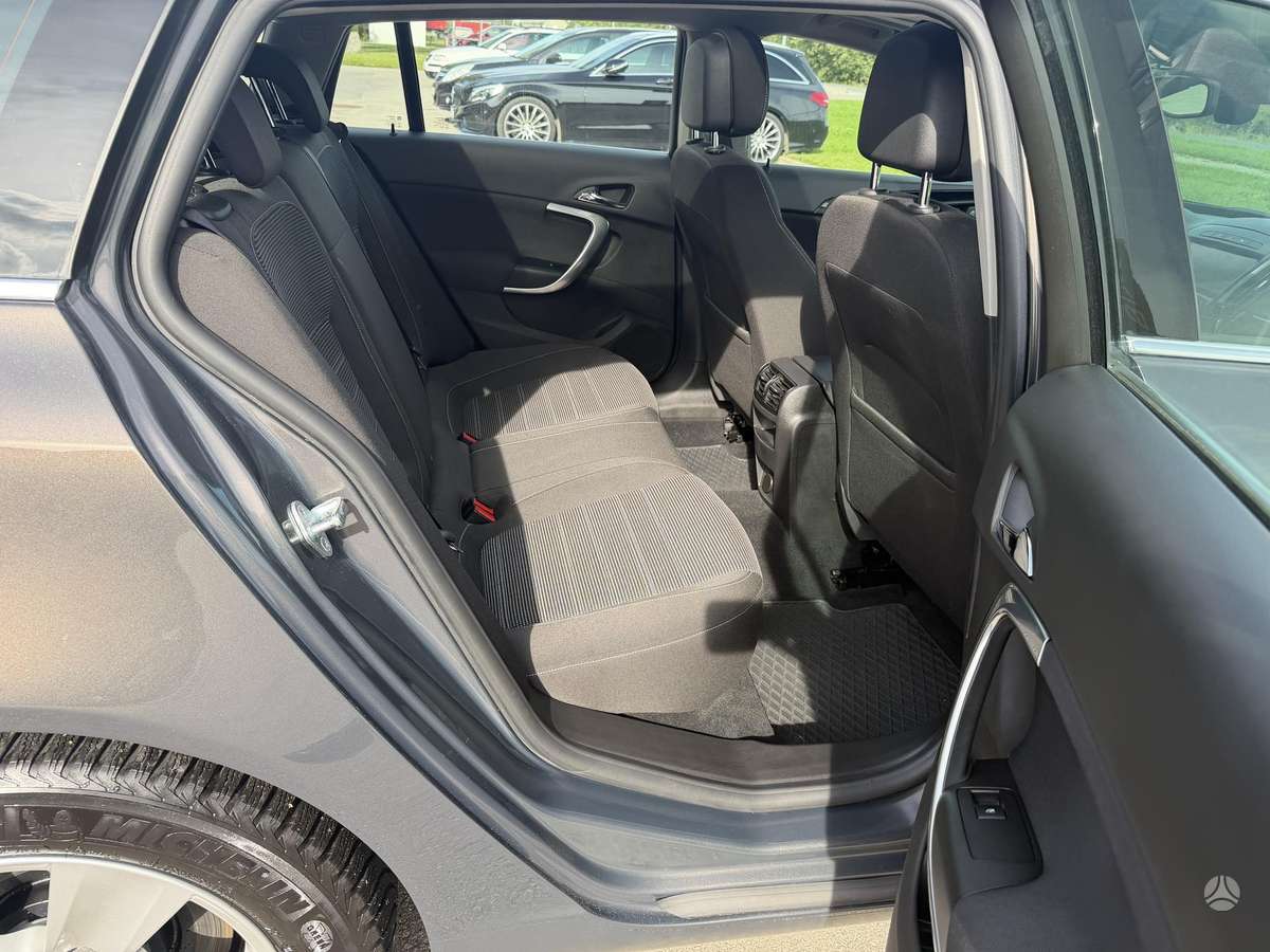 Opel Insignia 2014 — photo 21