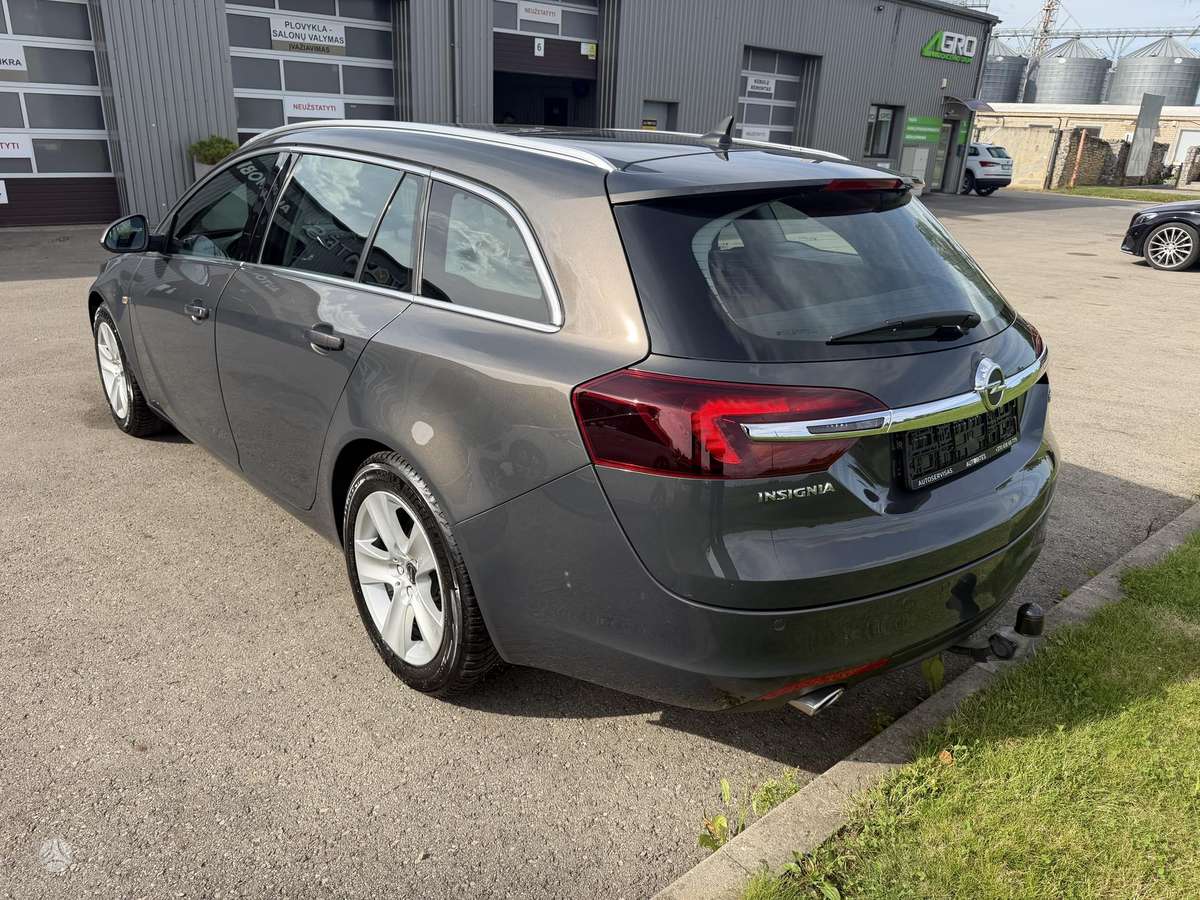 Opel Insignia 2014 — interior