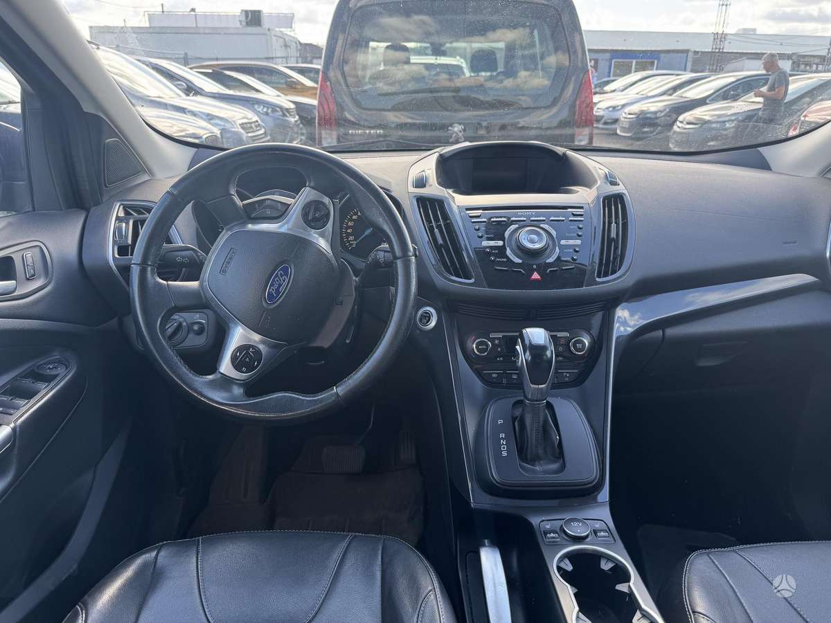 Ford Kuga 2014 — photo 7