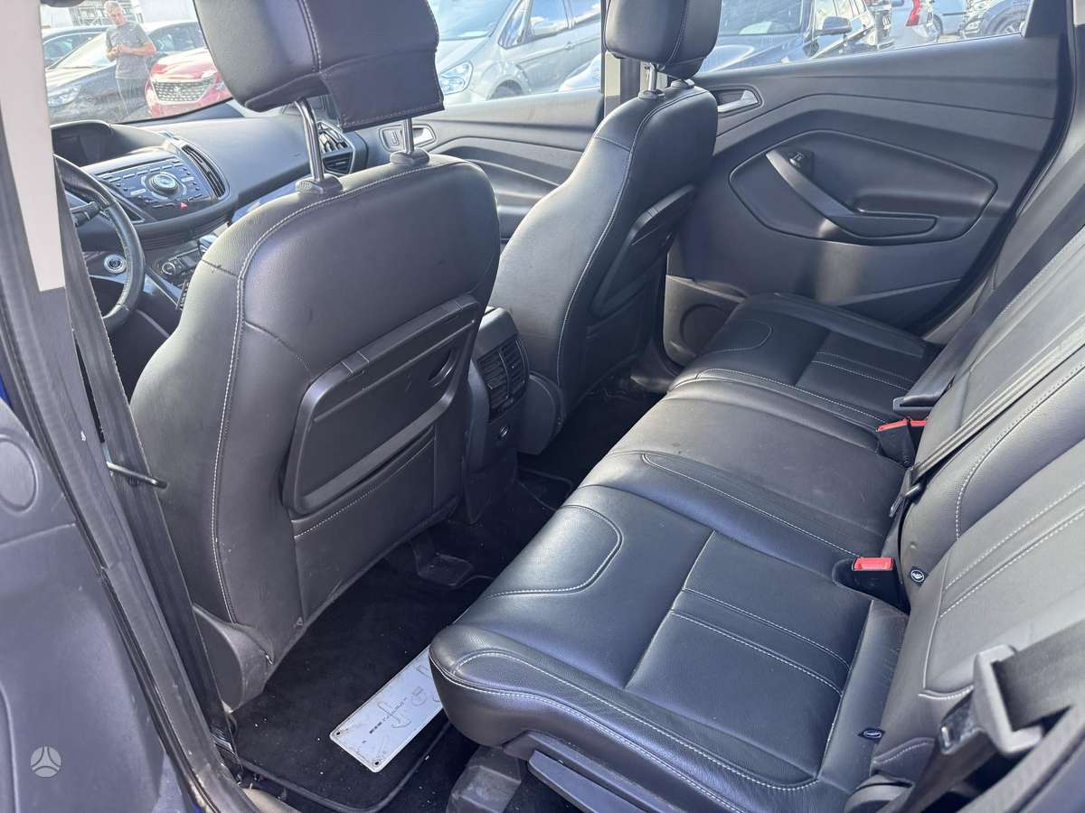 Ford Kuga 2014 — photo 8