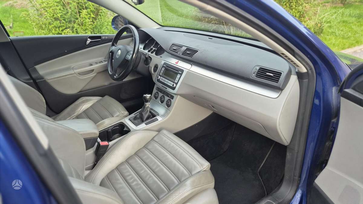 Volkswagen Passat 2006 — photo 11