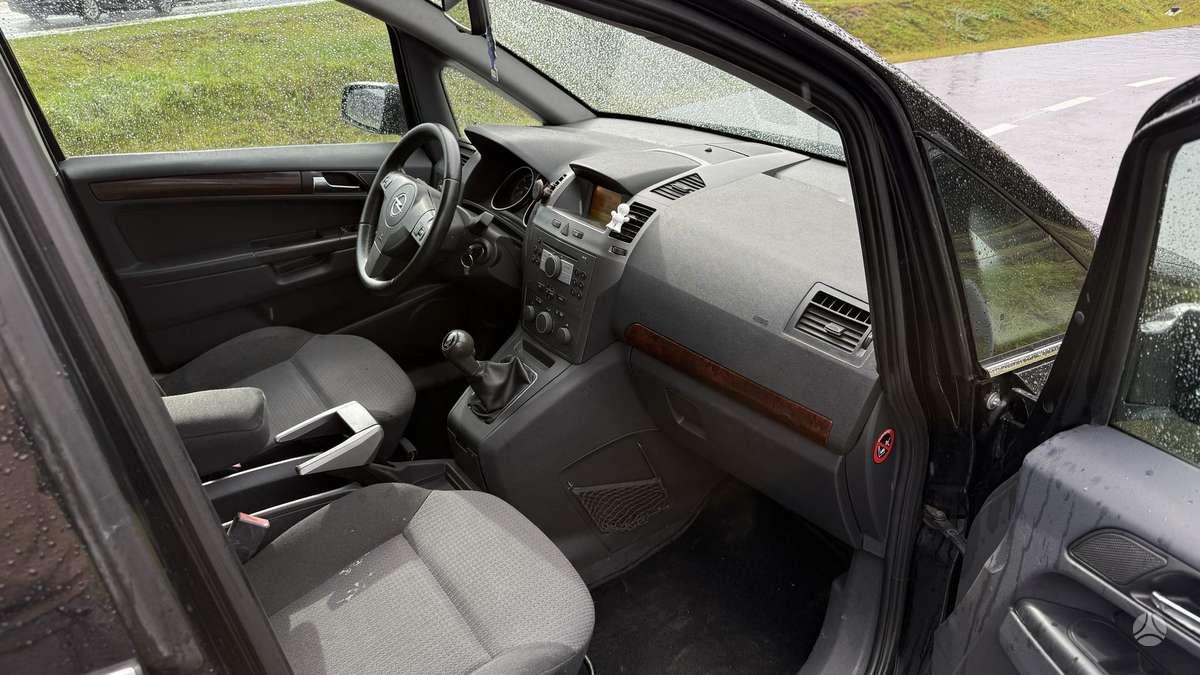 Opel Zafira 2006 — photo 14