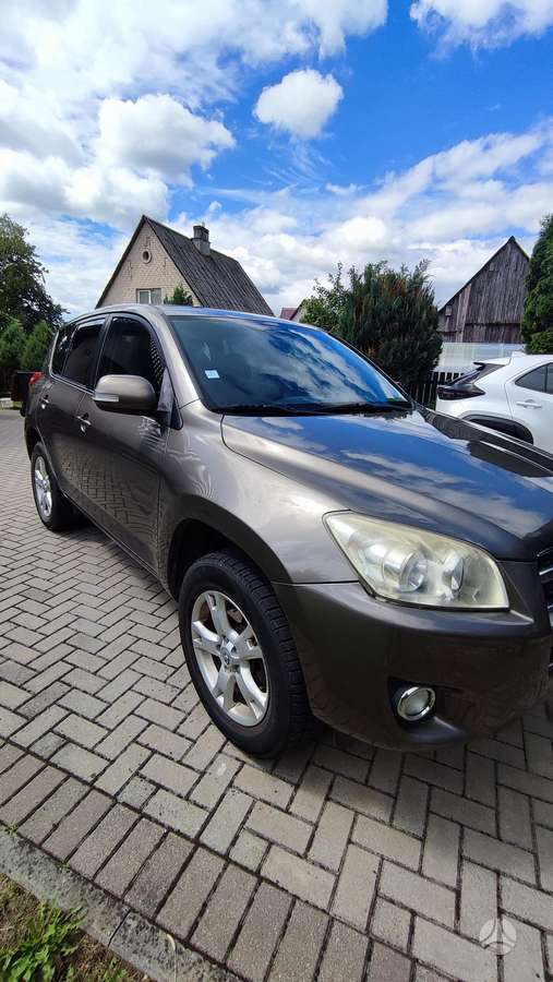 Toyota RAV4 2009 — фото 6