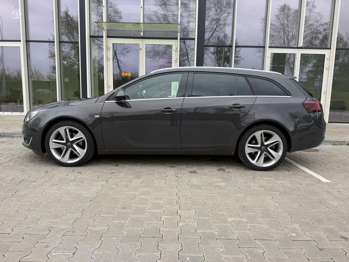 Opel Insignia 2015 — двигун 1956 cm³, 170 HP (125kW)