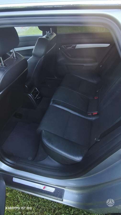 Audi A6 2011 — photo 11