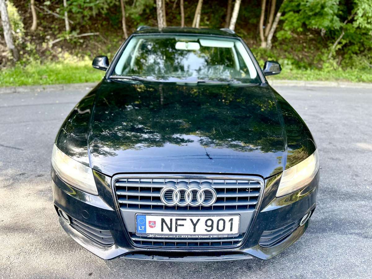 Audi A4 2009 — engine 1789 cm³