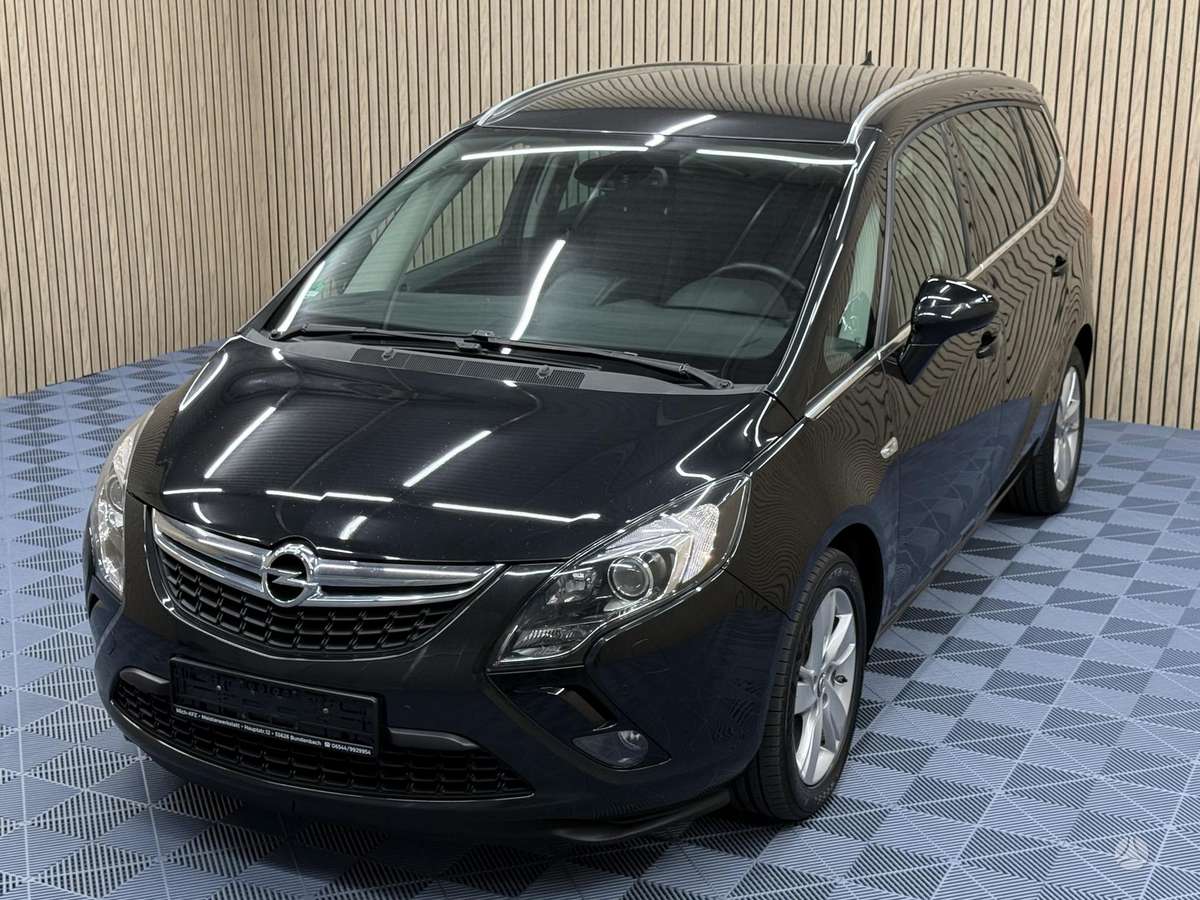Opel Zafira 2014 — photo 9