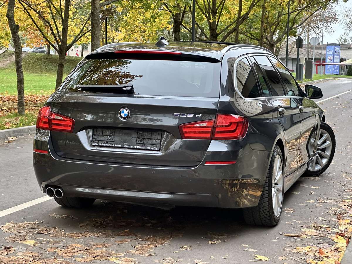 BMW 525 2012 — photo 10