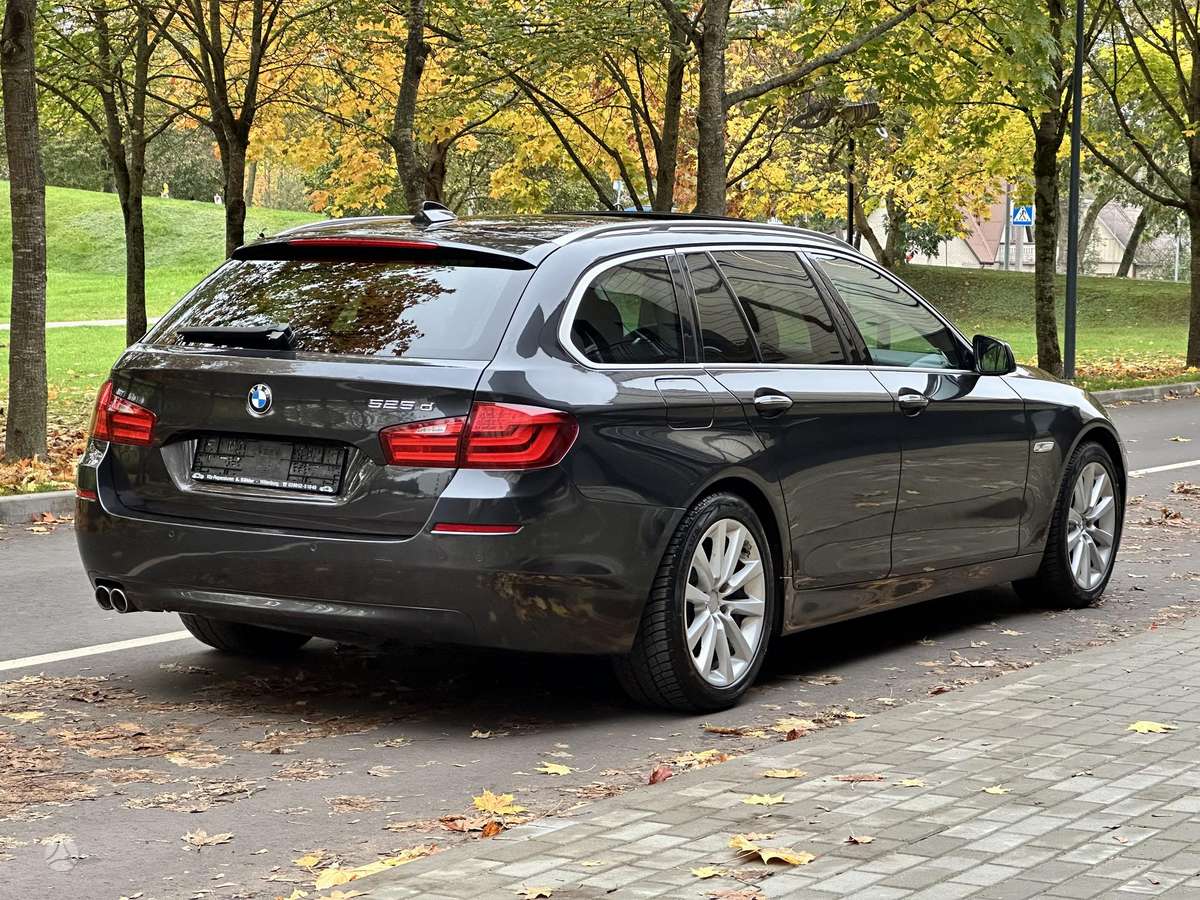 BMW 525 2012 — photo 11