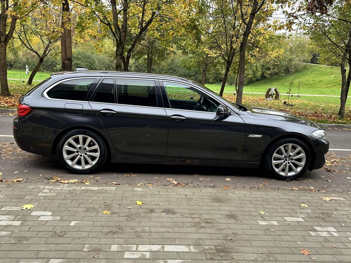 BMW 525 2012 — photo 12
