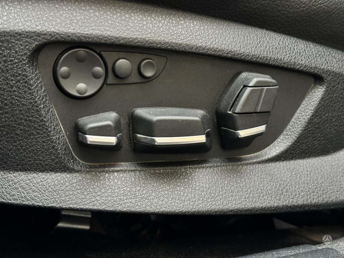 BMW 525 2012 — photo 20