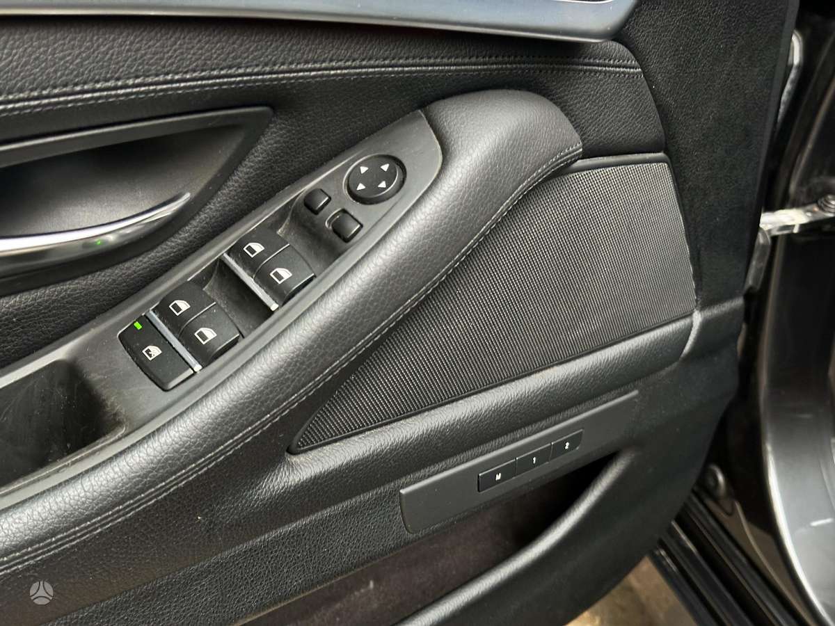 BMW 525 2012 — photo 21