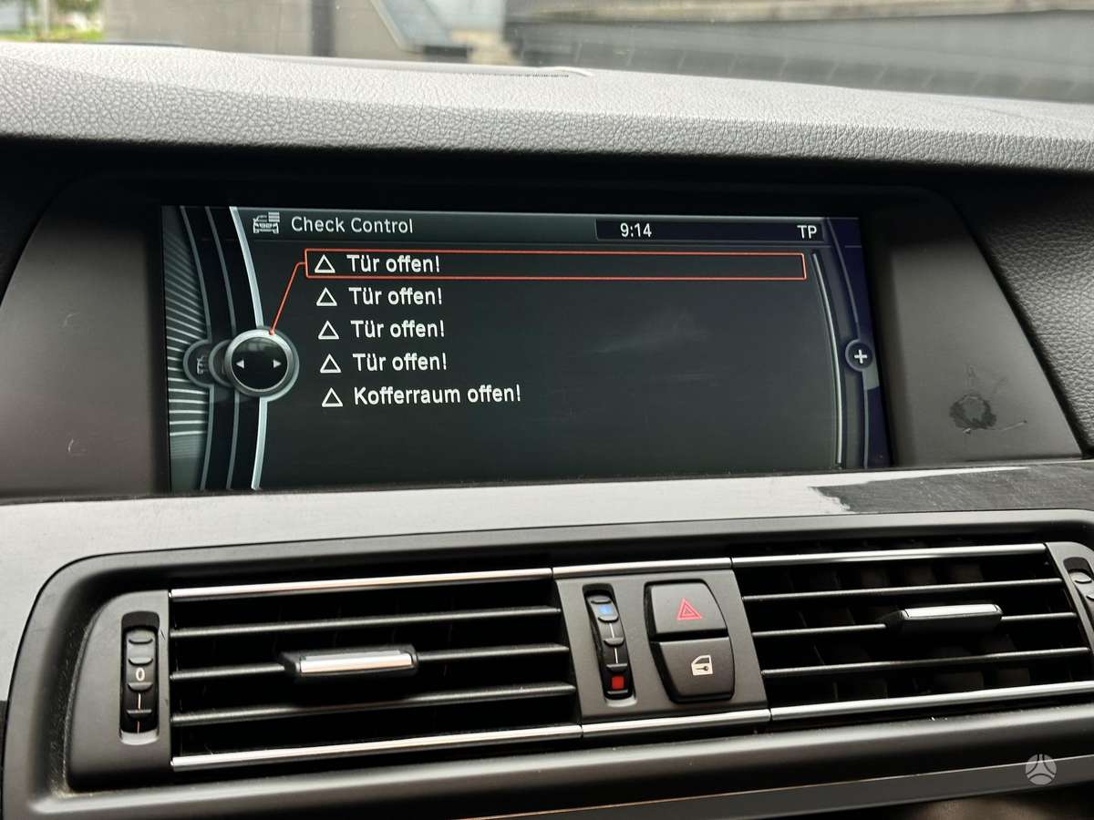 BMW 525 2012 — photo 30