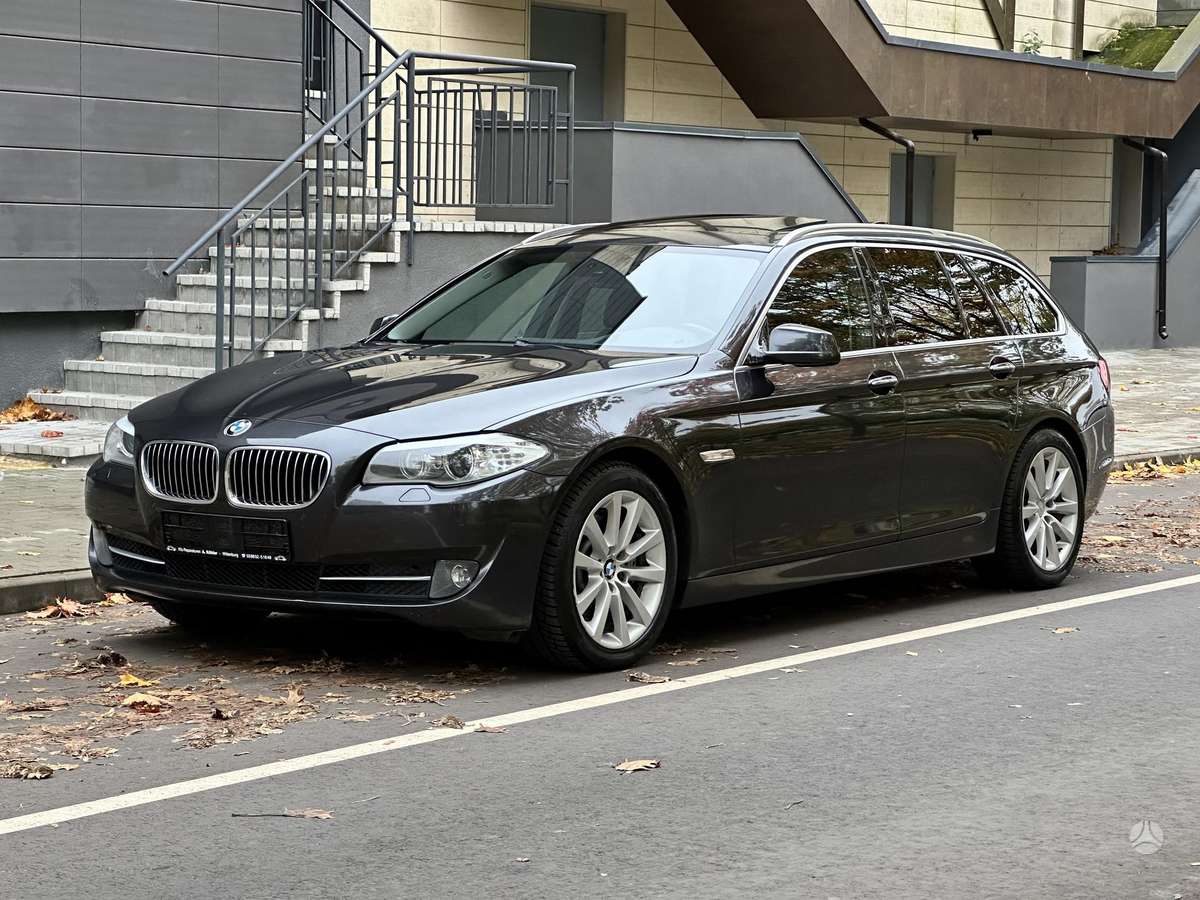 BMW 525 2012 — engine 1995 cm³, 218 HP (160kW)