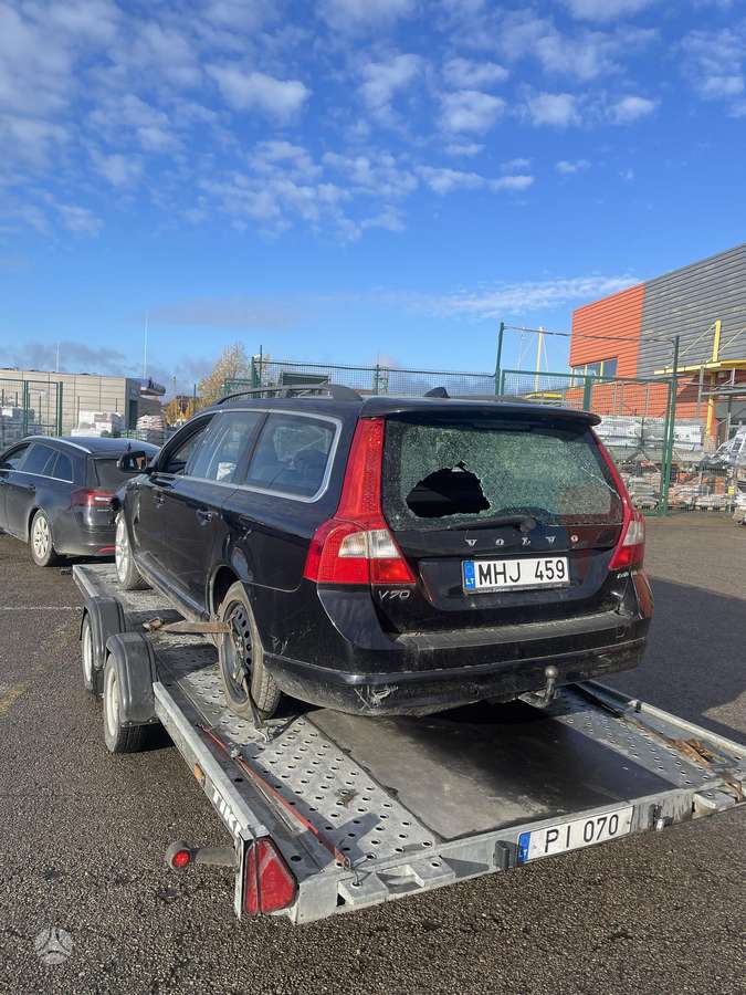 Volvo V70 2010 — photo 5
