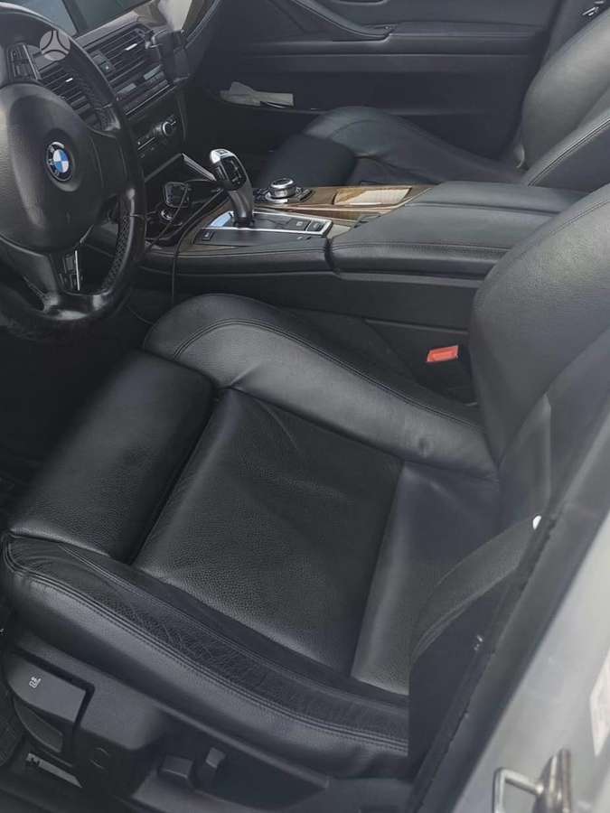 BMW 520 2010 — photo 10