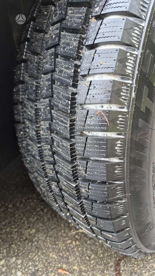 BMW 520 2010 — photo 11