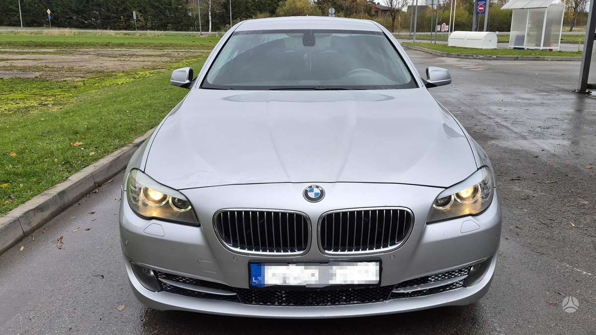 BMW 520 2010 — engine 1995 cm³, 184 HP (135kW)