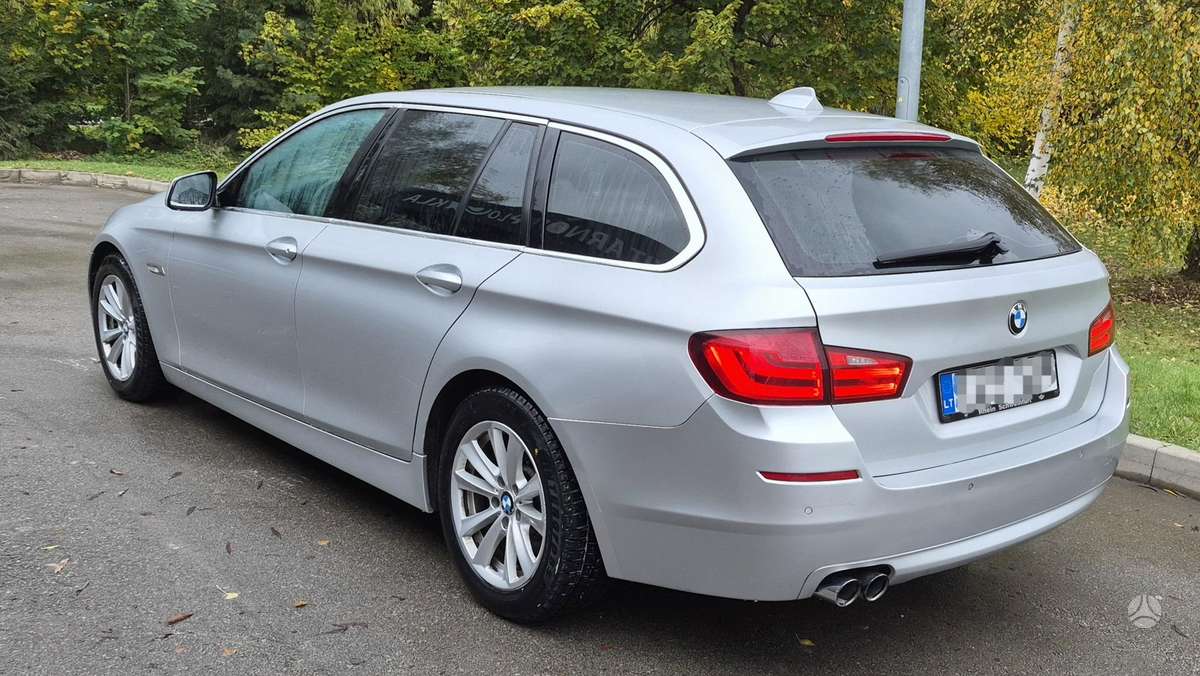 BMW 520 2010 — photo 5
