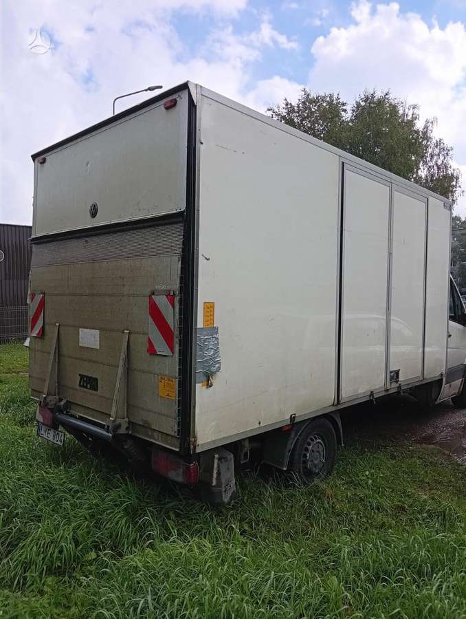 Volkswagen Crafter 2008 — rear view