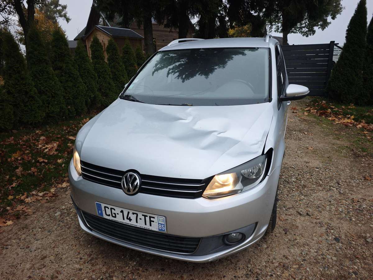 Volkswagen Touran 2012 — photo 5