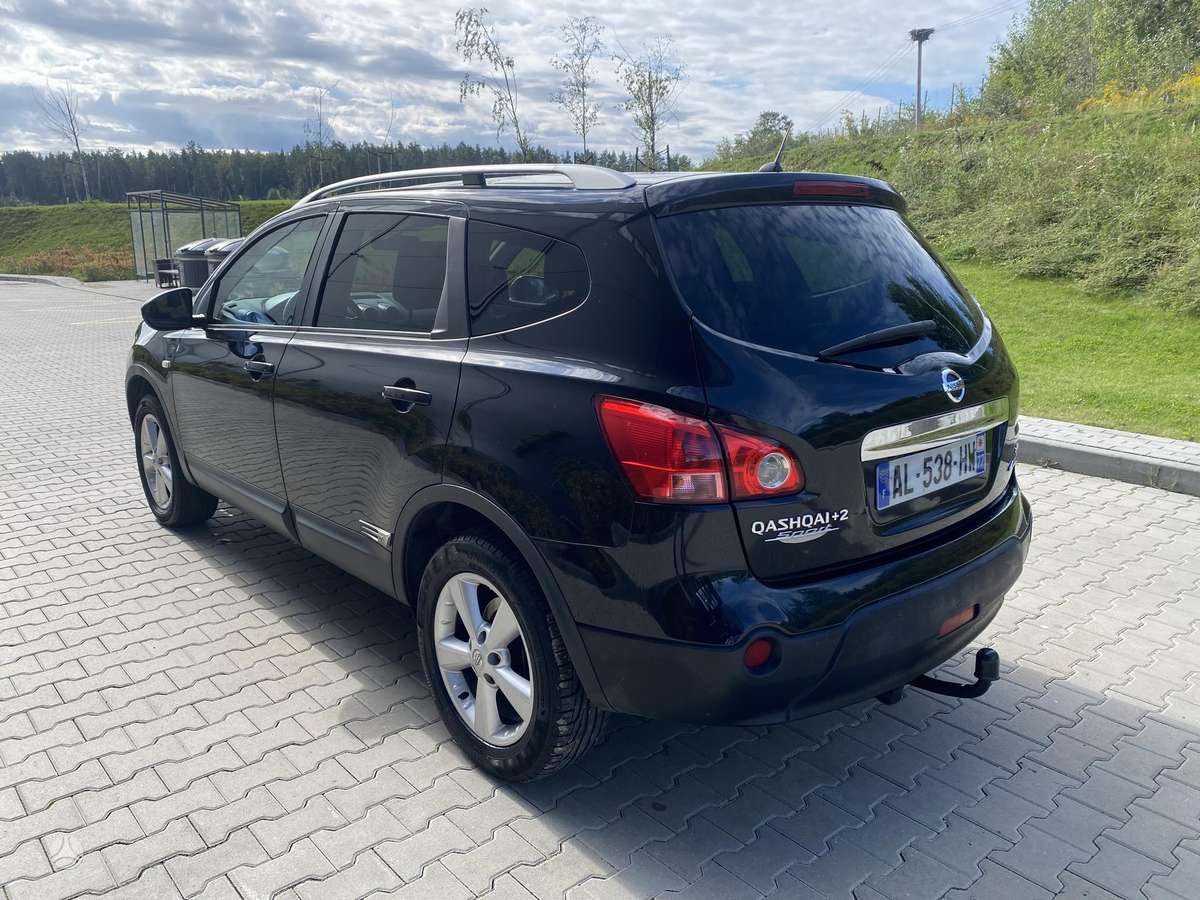Nissan Qashqai+2 2010 — photo 5