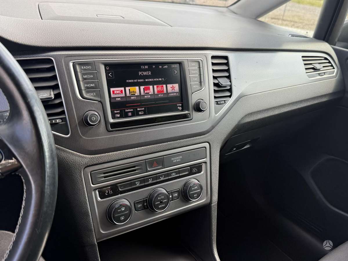 Volkswagen Golf 2015 — photo 12