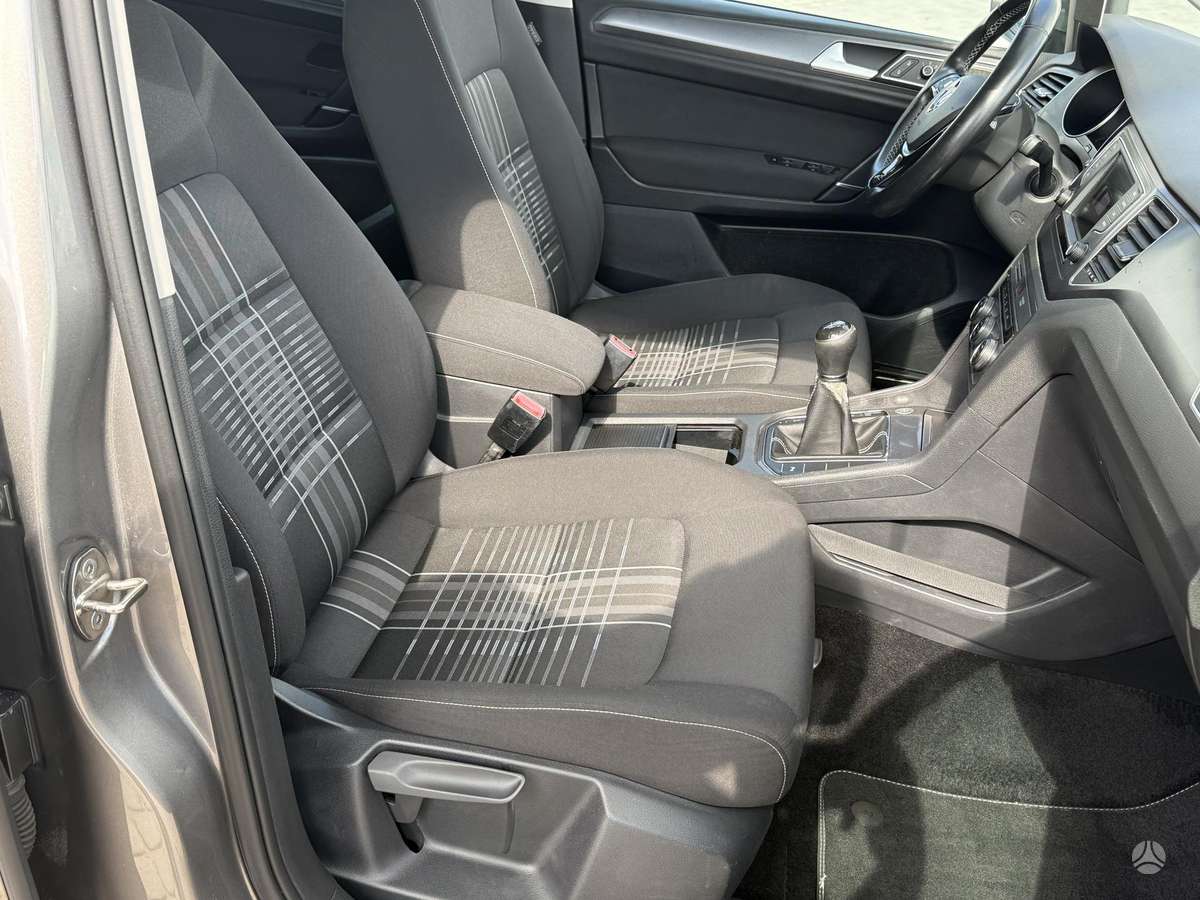 Volkswagen Golf 2015 — photo 20
