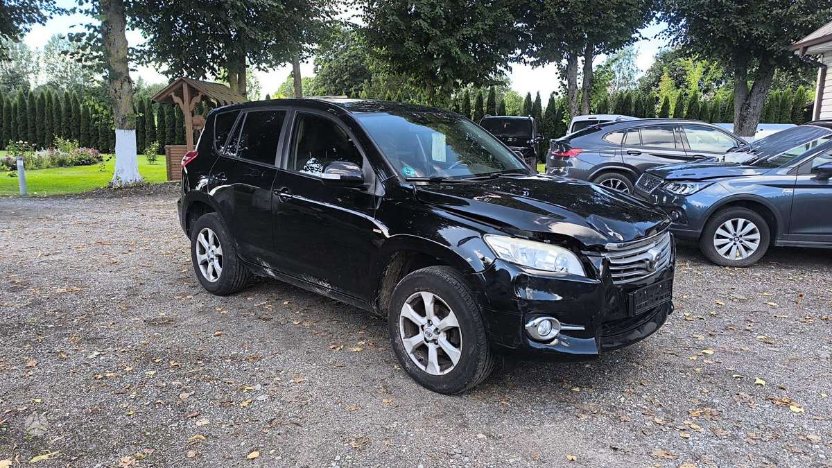 Toyota RAV4, 2012