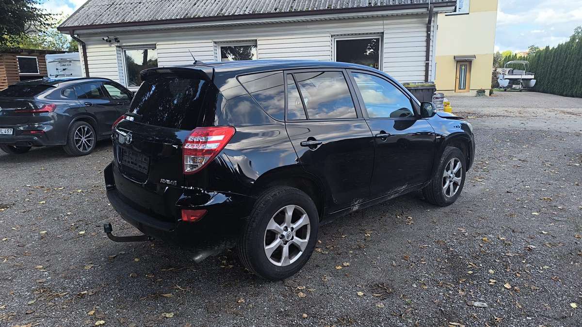 Toyota RAV4 2012 — photo 5