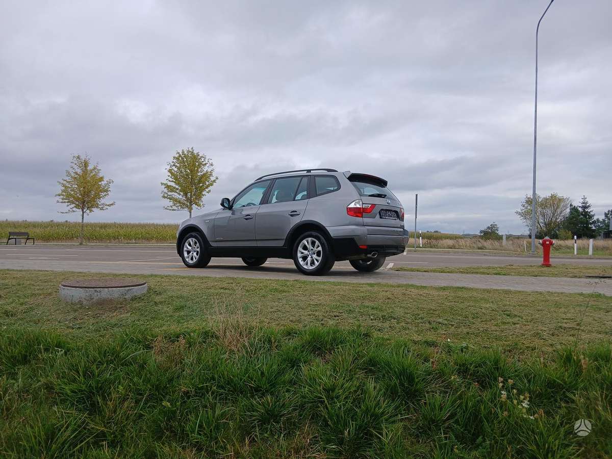 BMW X3 2010 — photo 14