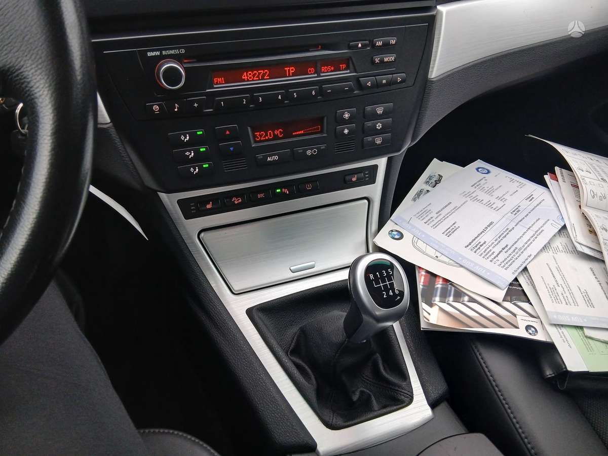 BMW X3 2010 — photo 27