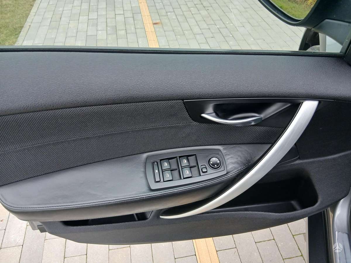 BMW X3 2010 — photo 36