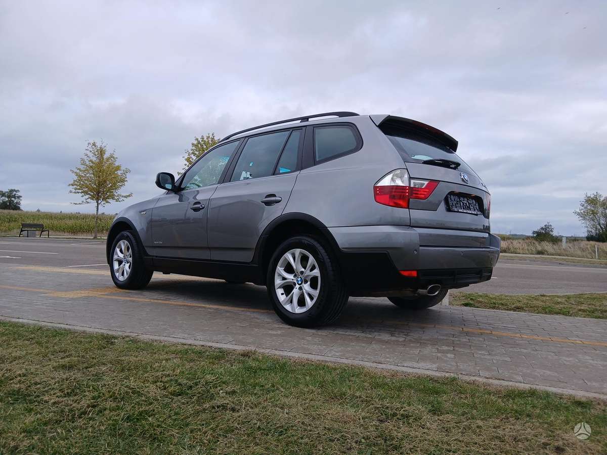 BMW X3 2010 — photo 6