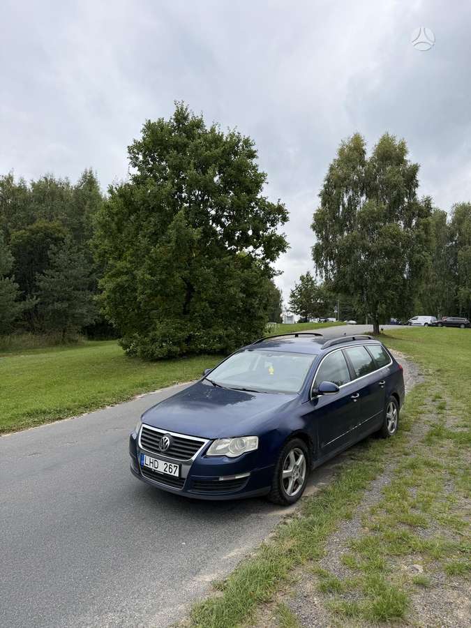 Volkswagen Passat 2008 — rear view