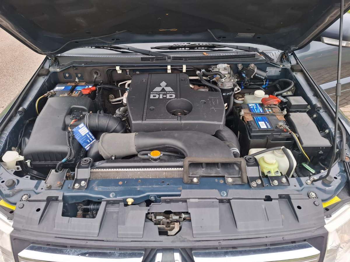 Mitsubishi Pajero 2007 — photo 18