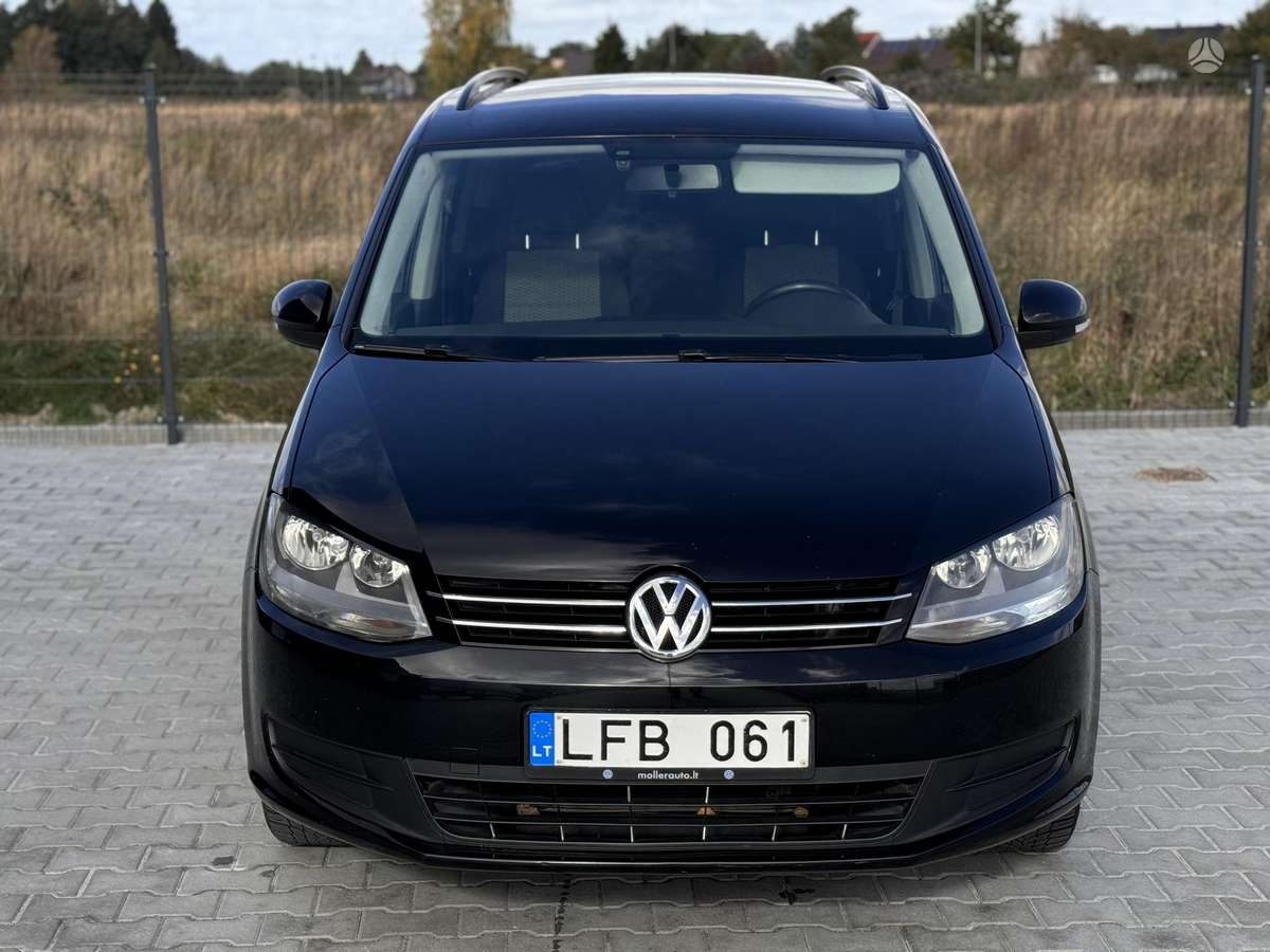 Volkswagen Sharan 2012 — вигляд ззаду