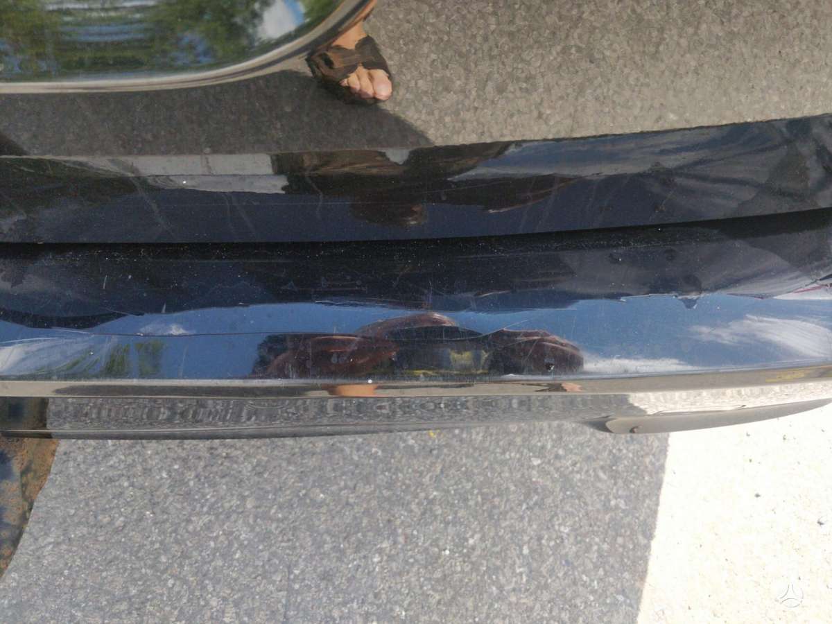 Mercedes-Benz E350 2012 — photo 18