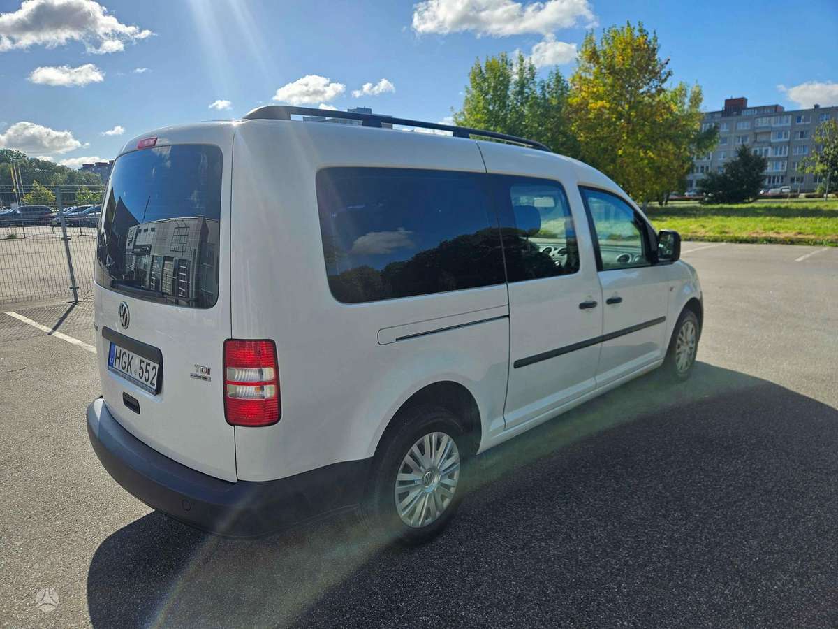 Volkswagen Caddy 2013 — салон