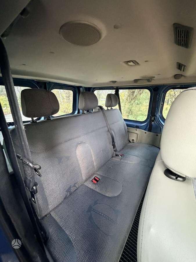 Renault Trafic 2006 — фото 16