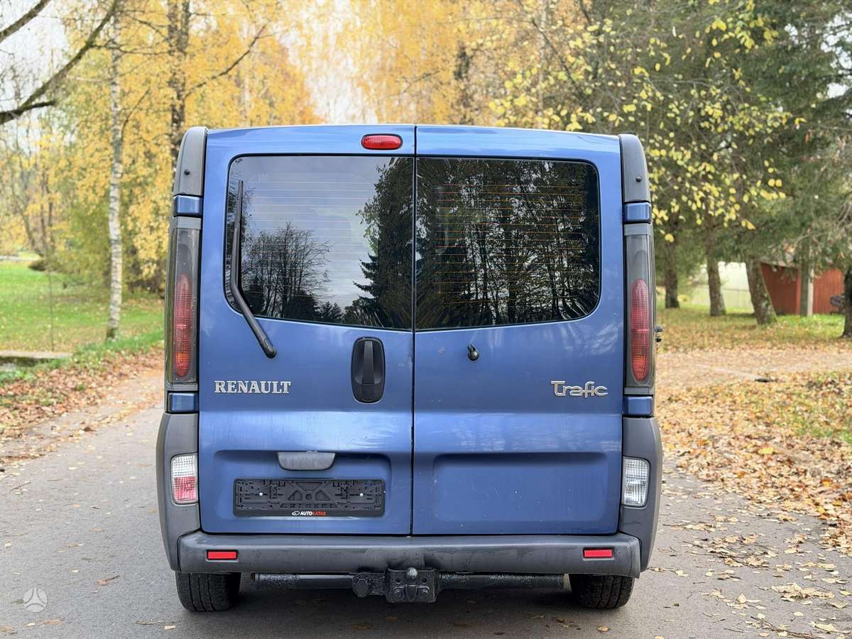 Renault Trafic 2006 — фото 9