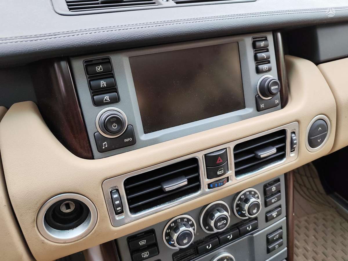 Land Rover 2008 — photo 15