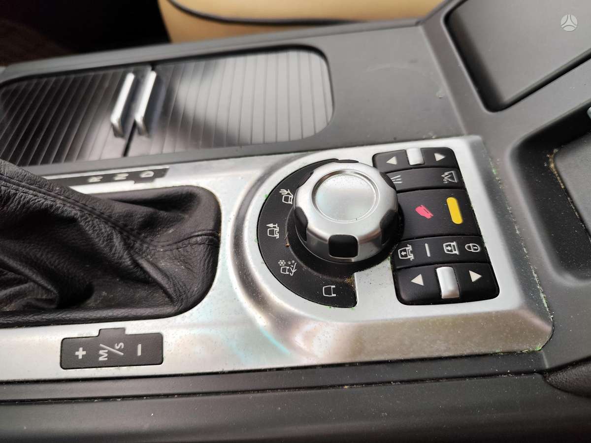 Land Rover 2008 — photo 18