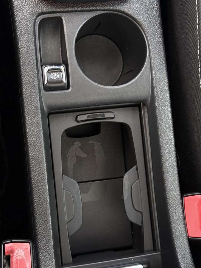 Opel Astra 2013 — photo 32