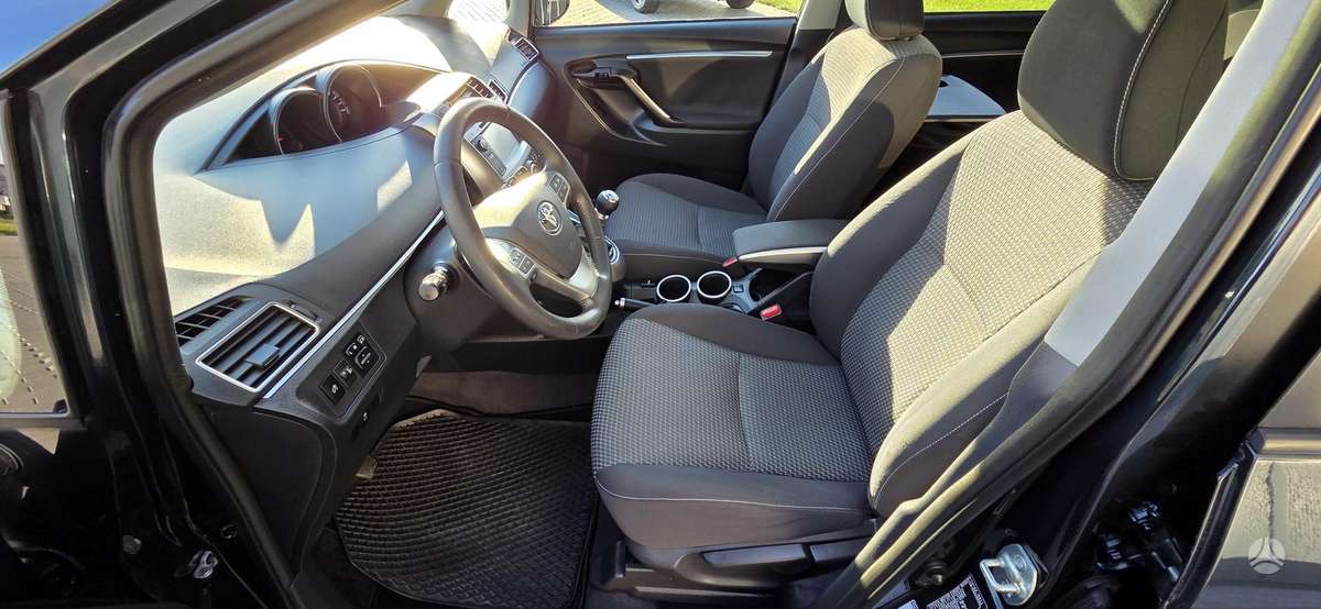 Toyota Verso 2014 — photo 13