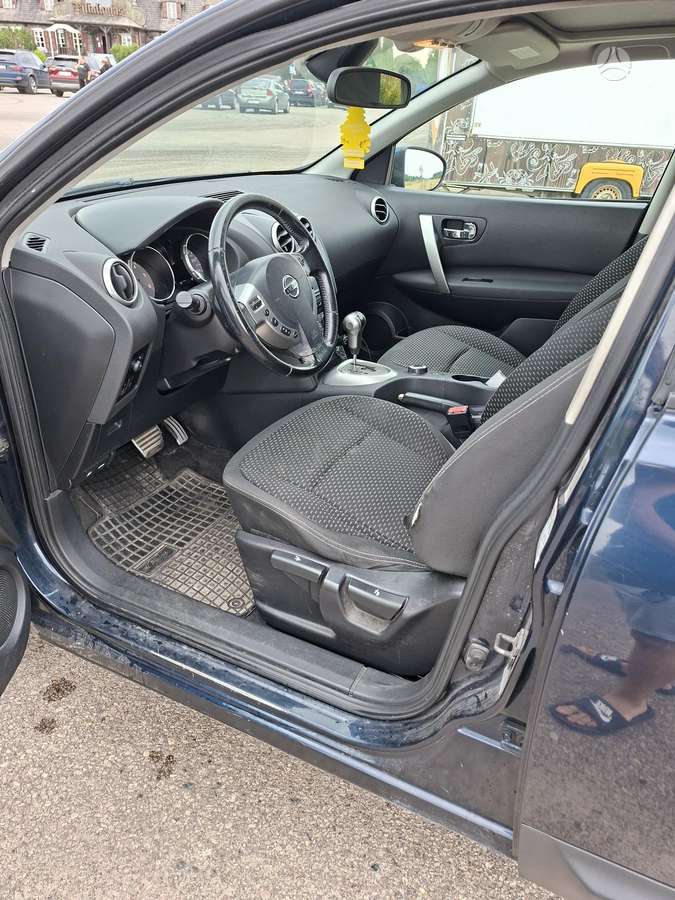 Nissan Qashqai 2009 — photo 10