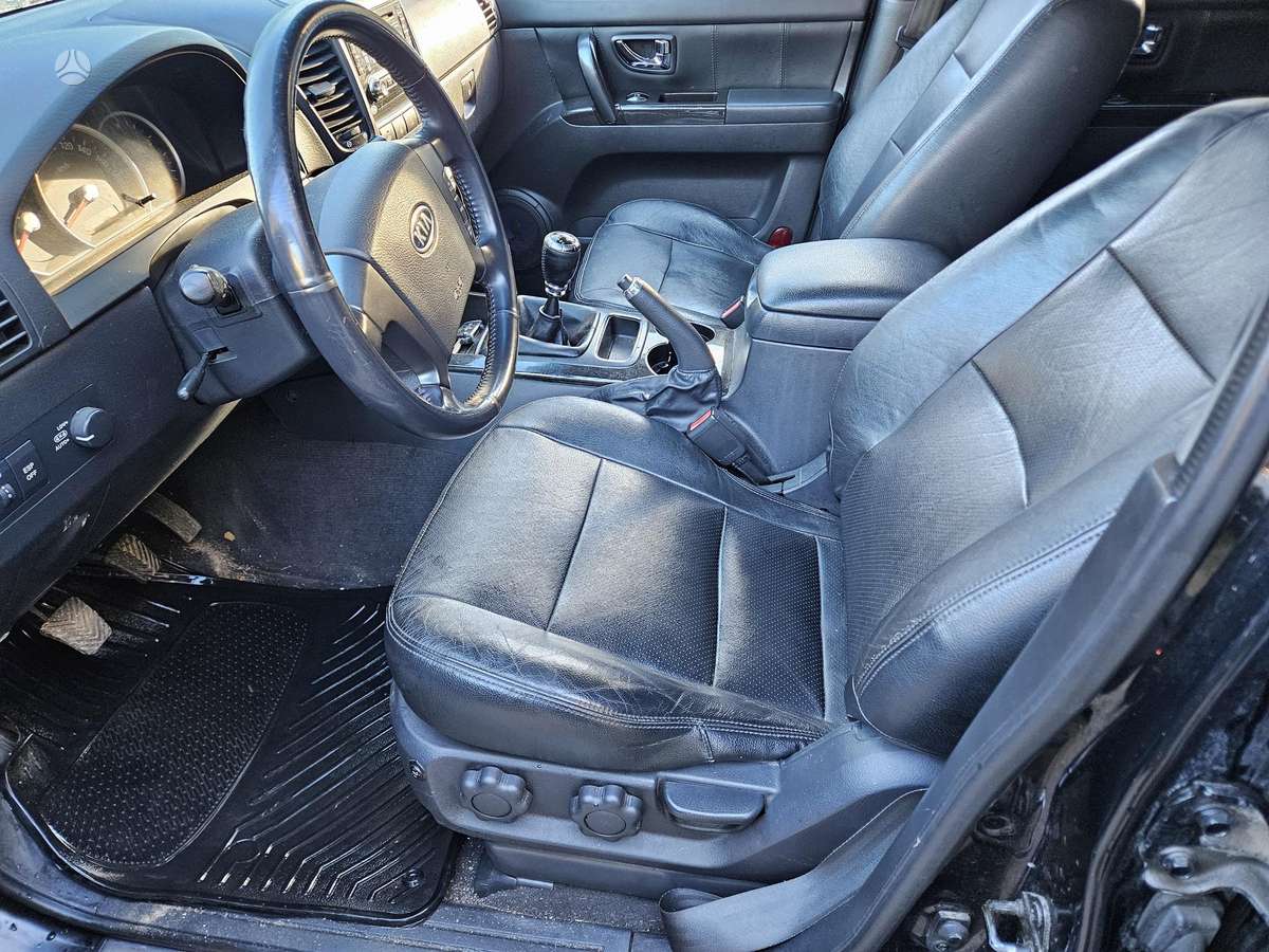 Kia Sorento 2008 — photo 11